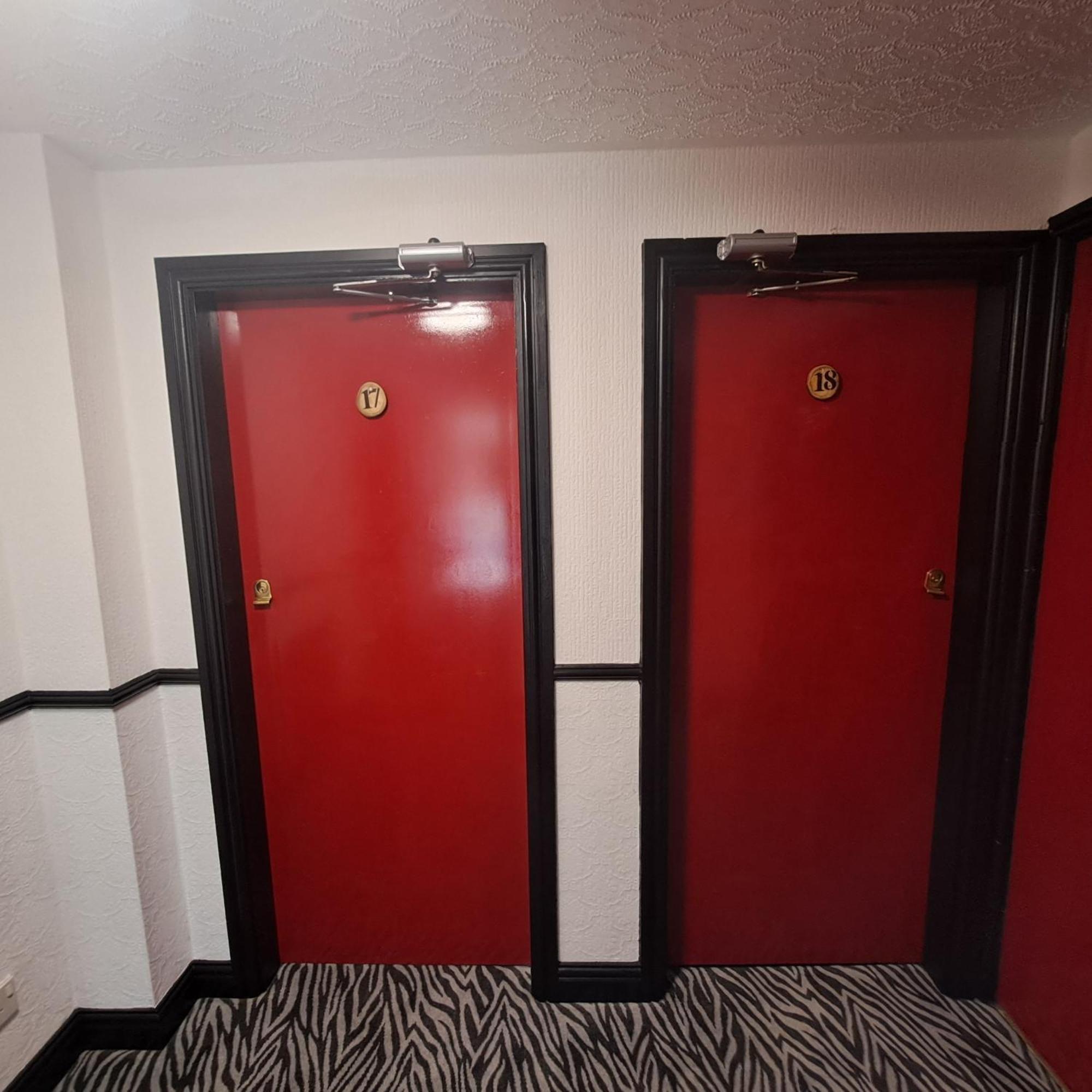 Boathouse Hotel Holyhead Bagian luar foto
